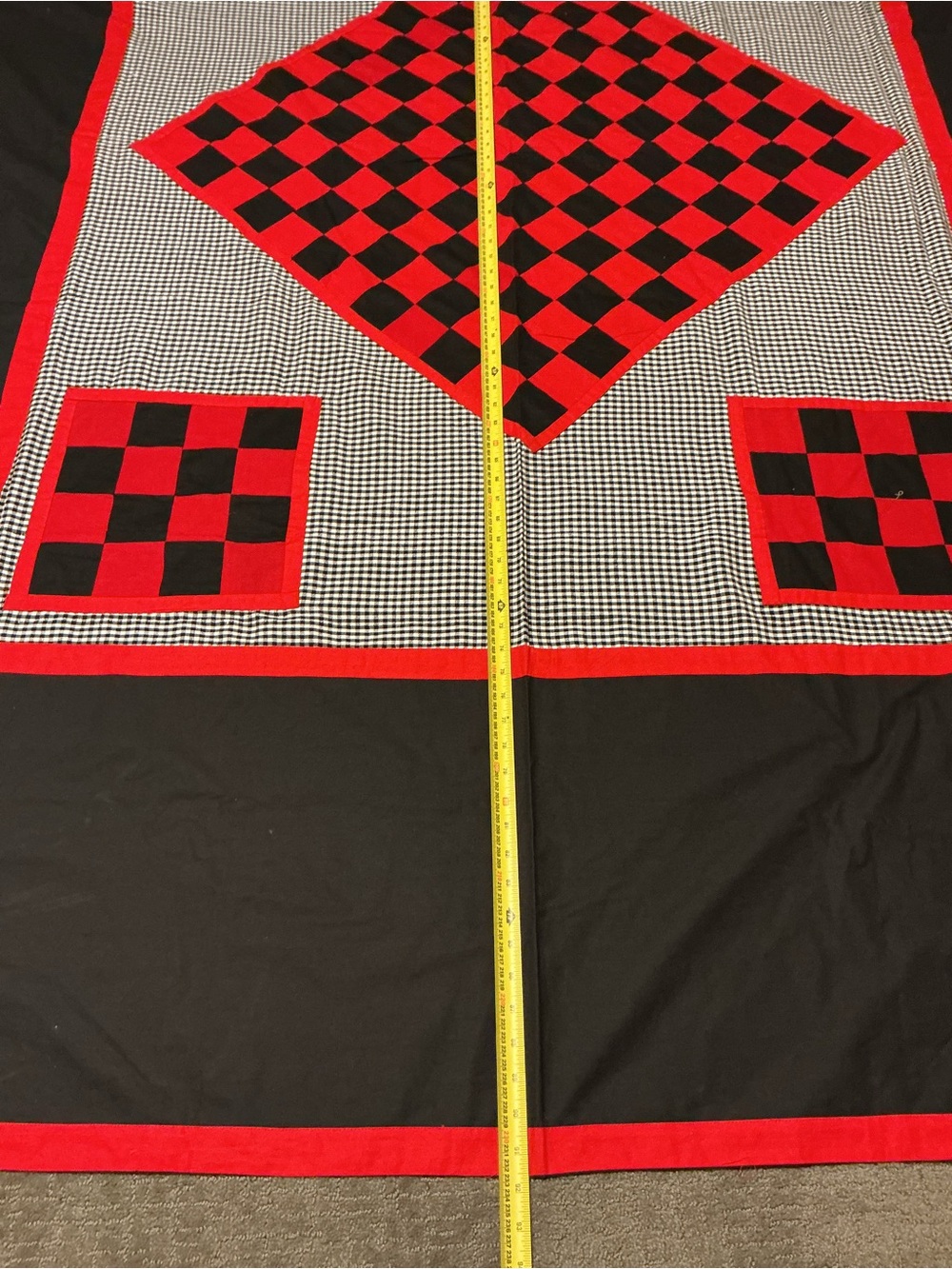 Black & Red Checkerboard Quilt - Picture 4 of 7